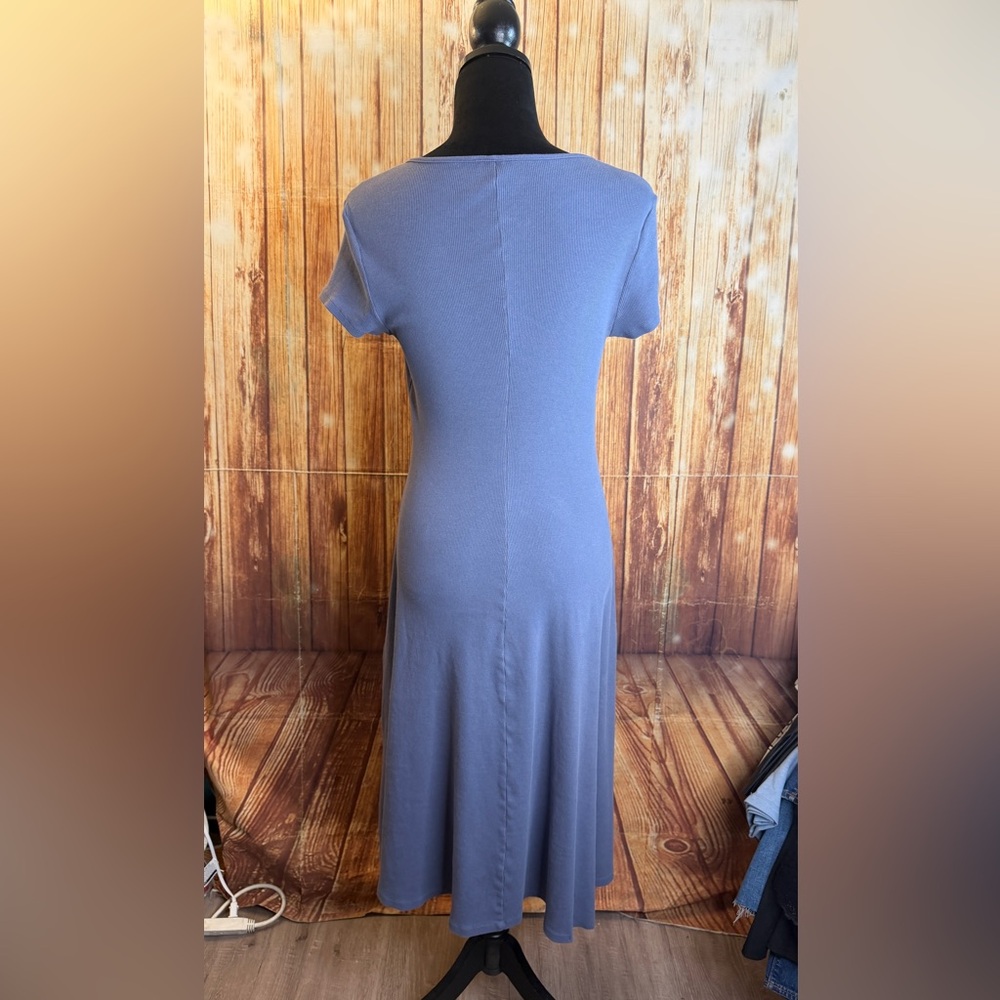 Universal Thread Women’s Ribbed Button Front Midi… - image 4